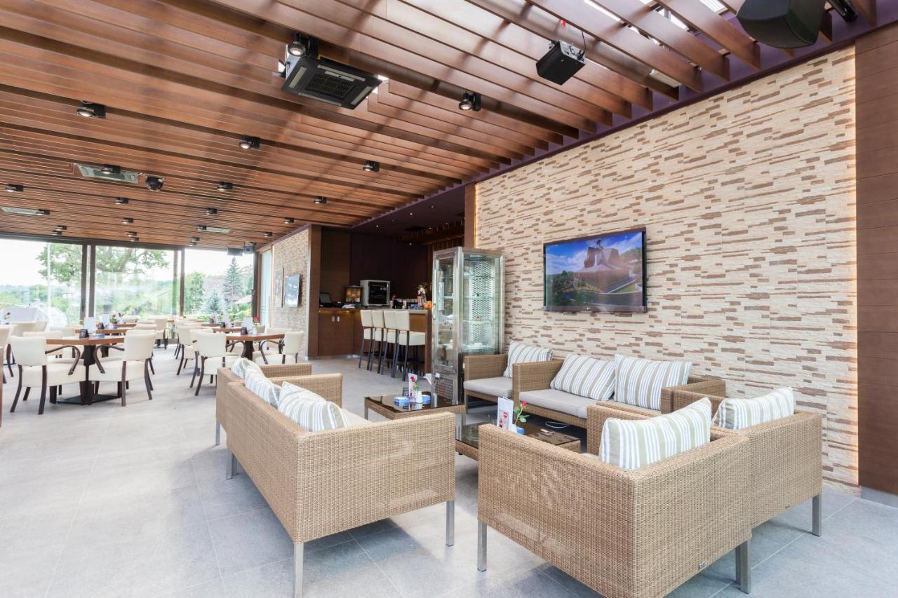 Hotel Premier Aqua - Adults Only ヴルドニーク エクステリア 写真 The interior of the lounge