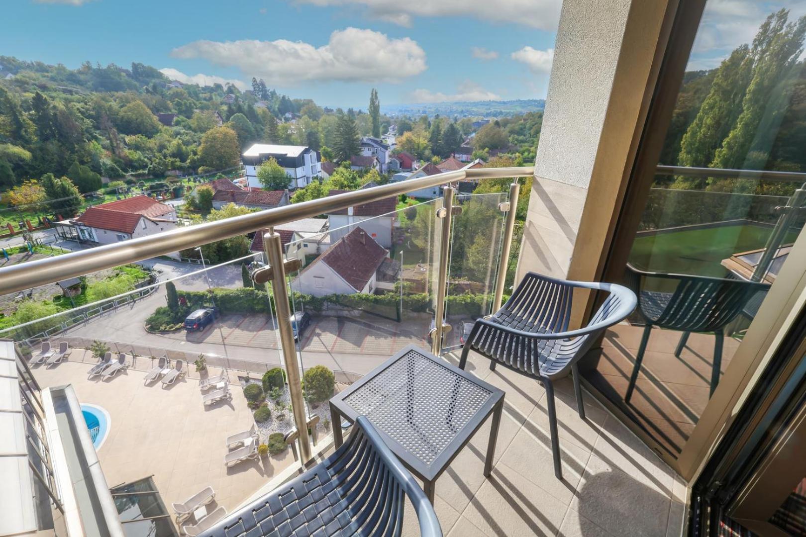 Hotel Premier Aqua - Adults Only ヴルドニーク エクステリア 写真 A balcony