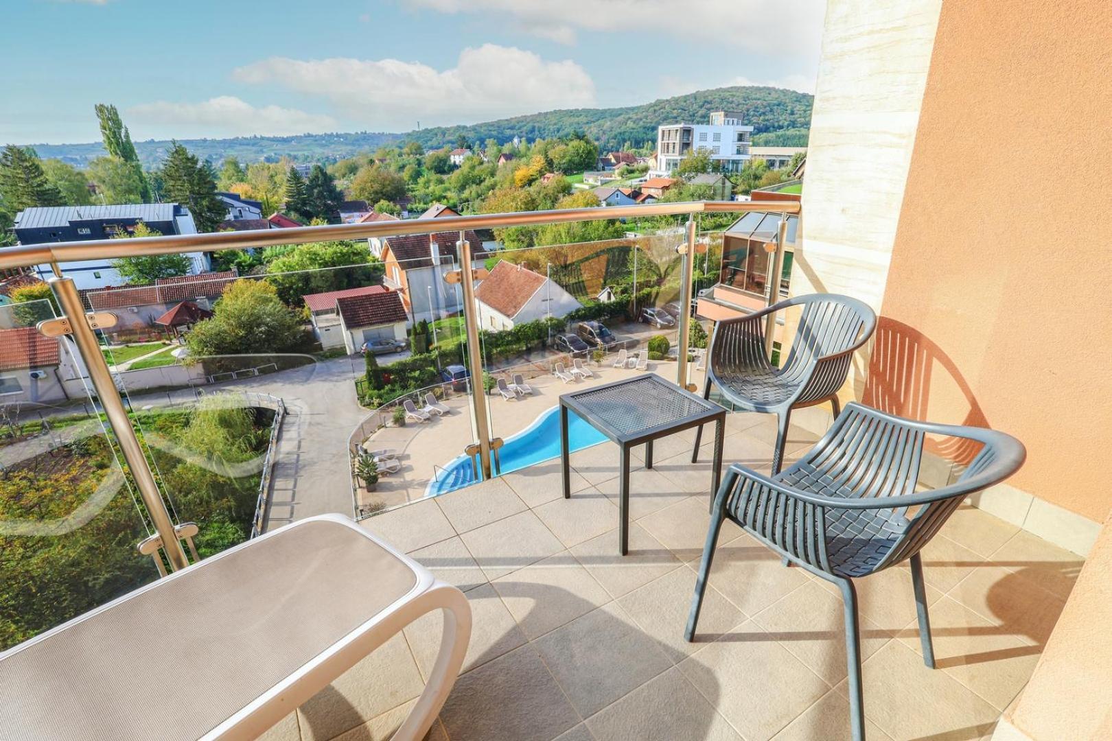 Hotel Premier Aqua - Adults Only ヴルドニーク エクステリア 写真 A balcony